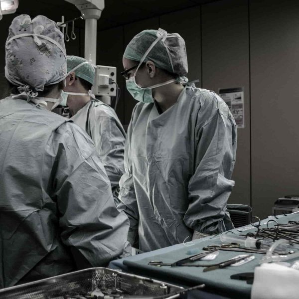 why-LASIK-eye-surgery-opt why-LASIK-eye-surgery-opt